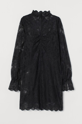 H&M Lace stand-up collar dress