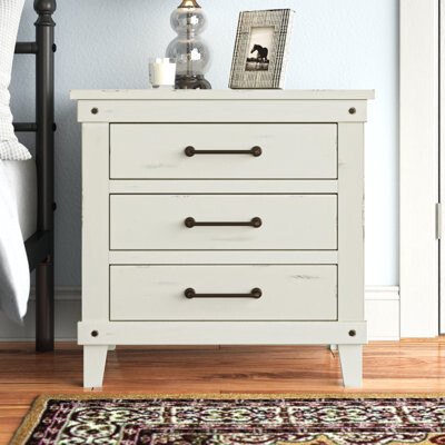 Lark Manor Baguenaudier 3 Drawer Nightstand