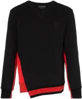 Thumbnail for your product : Alexander McQueen contrasting panel asymmetric hem jumper