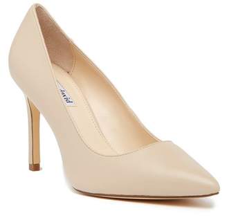 charles david denise pointed toe pump