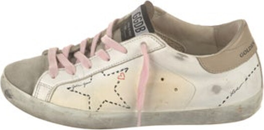 Golden Goose Super-Star Low Top Sneakers White Leather Colorblock Pattern Suede Trim Round-Toes with Distressed Accents Lace-Up Closure at Uppers Includes Dust Bag Designer