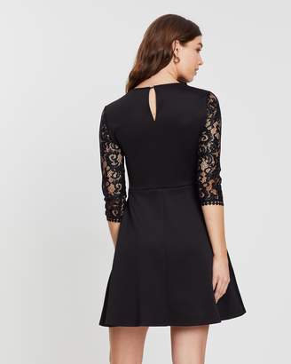 Dorothy Perkins 3/4 Sleeve Lace Top Skater Dress