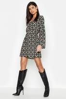 Thumbnail for your product : boohoo Oversized Geo Print Belted Shift Dress