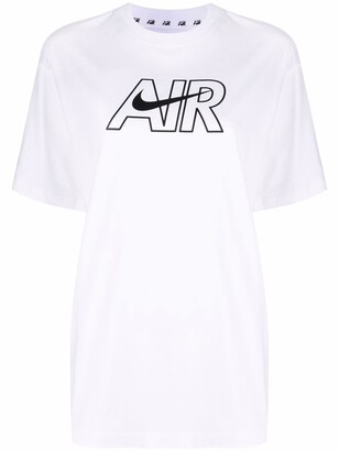 Nike logo-print T-shirt