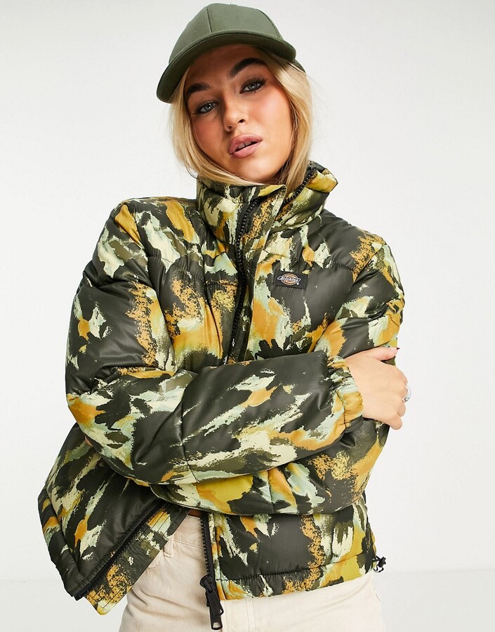 camo cropped puffer jacket
