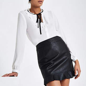 River Island Womens Black faux leather frill hem mini skirt