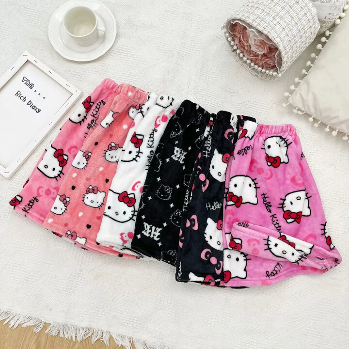 SANRIO Hello Kitty Pajama Shorts Anime Summer Women & apos;s Athletic Shots Y2K Couple Home Shorts Leisure Home Clothing Kawaii Pants