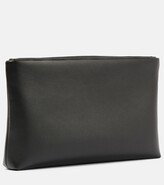 Thumbnail for your product : Valentino Garavani One Stud leather clutch