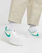 Thumbnail for your product : Nike SB SB Team Classic trainers in off white/green