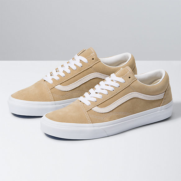 candies tennis shoes