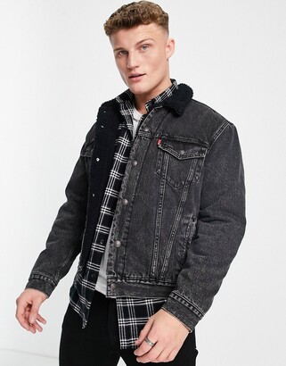 Levi's sherpa trucker jacket in black wash - ShopStyle Outerwear