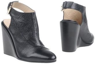 See by Chloe Shoe boots