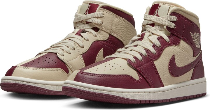 womens air jordan mid se