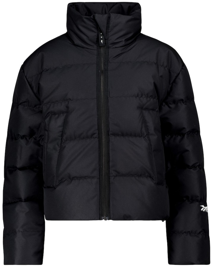 black cropped puffer