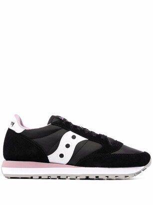 womens black saucony shoes