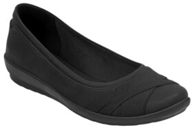 easy spirit black flats