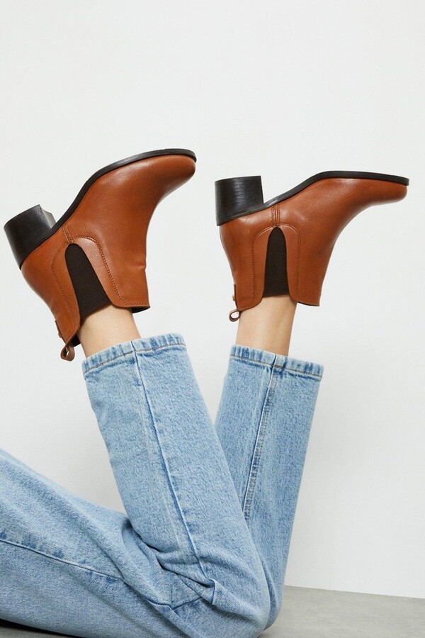 tan ankle boots uk