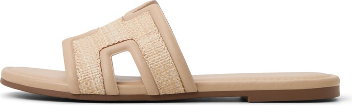 Call it SPRING Women's Kamiko Flat Sandals