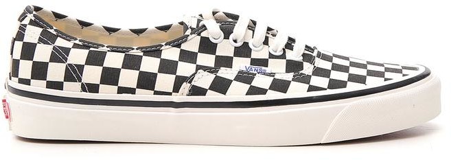 low top checkered vans