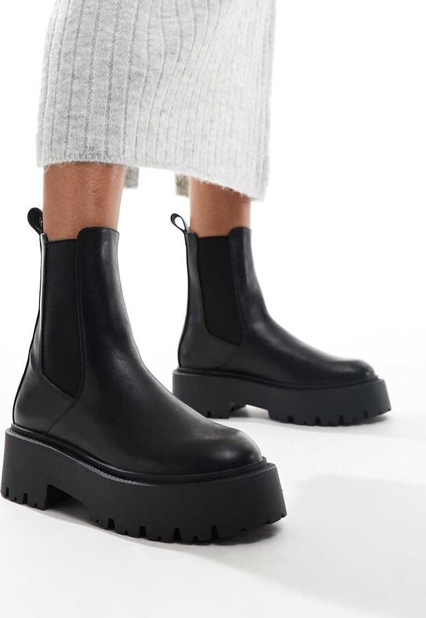 ASOS DESIGN Amy chunky Chelsea boots in black