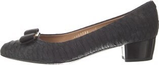Ferragamo Vara Bow Accent Leather Pumps