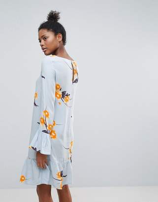 Vila Floral Dress With Ruffle Sleeves