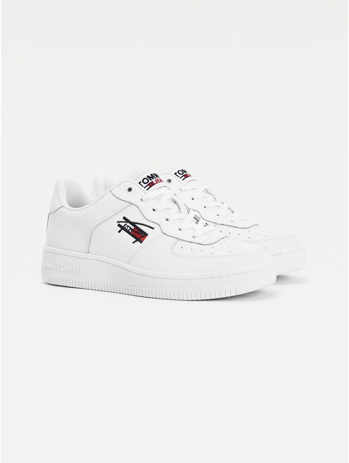 Tommy Hilfiger Spring Summer 2021 th signature sneakers in white -  FW0FW05701YBR