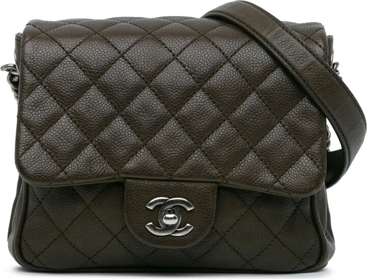 Chanel Pre Owned 2016-2017 CC Quilted Caviar crossbody bag