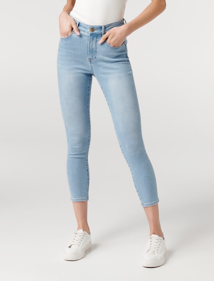 Forever New Sara Petite Mid-Rise 7/8 Jeans - Light wash - 10 - ShopStyle
