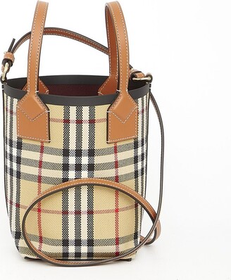 The Matchless Patterns Of Original Burberry Handbags