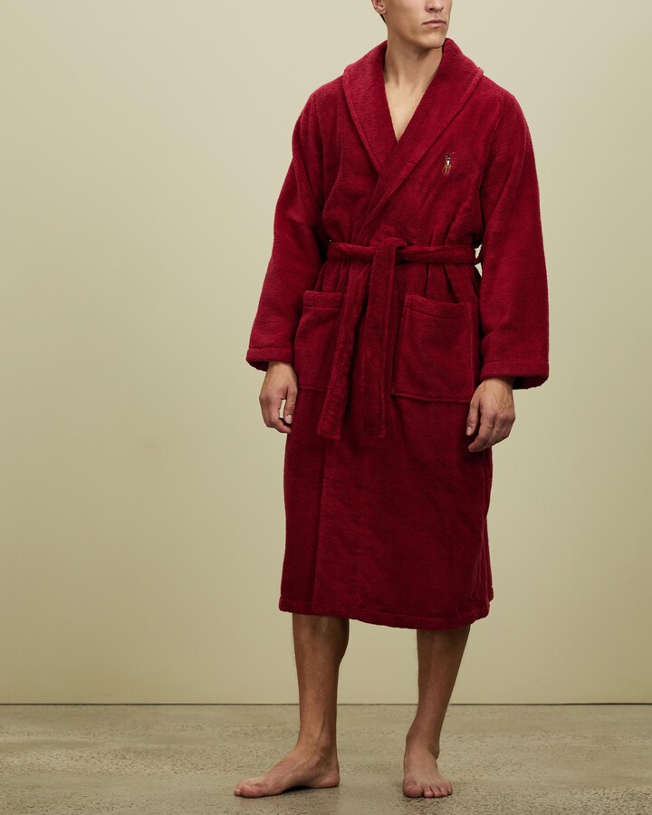 red polo robe