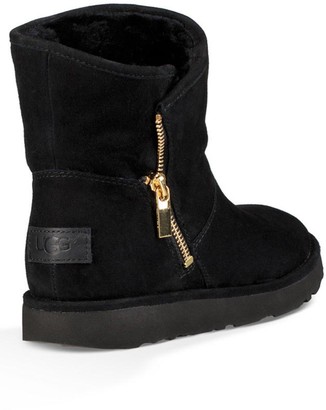 UGG W Kip Zip Ankle Boot - Nero - ShopStyle