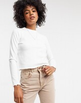 Thumbnail for your product : Gianni Feraud lettuce hem cropped sweater in cream