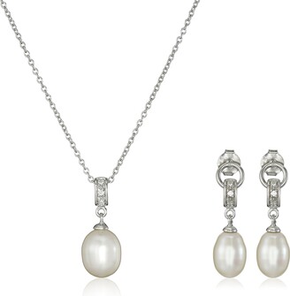Bella Pearl Dangling Cubic Zirconia Pearl Jewelry Set