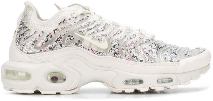 air max plus sneakers