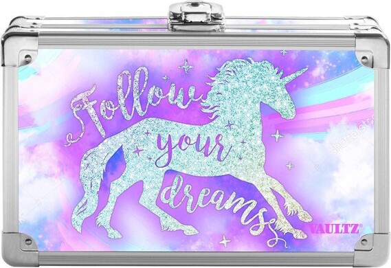 Vaultz® MetalPencilBoxSparkleUnicorn MulticolorMetalPencilCaseforGirlswithClaspClosure,8.5"x5"x2.5"