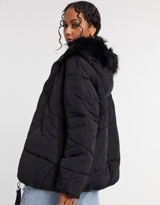 Qed London diamond quilted puffer jacket in black