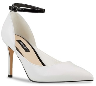 nine west henra flared heel pump