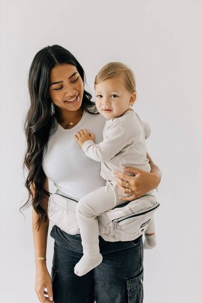 TushBaby TushbabyHipSeatBabyCarrier-MarblePrint