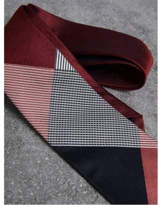 Burberry Modern Cut Check Silk Twill Jacquard Tie