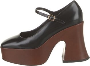 Chloé Leather Pumps