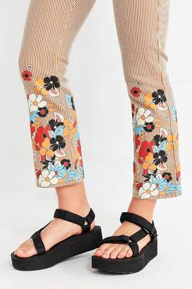BDG Kick Flare High-Rise Cropped Jean – Flower