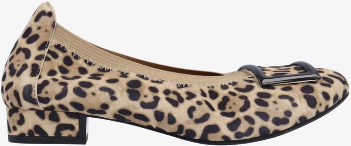 L'Amour des Pieds Women's Floella Pump In Animal