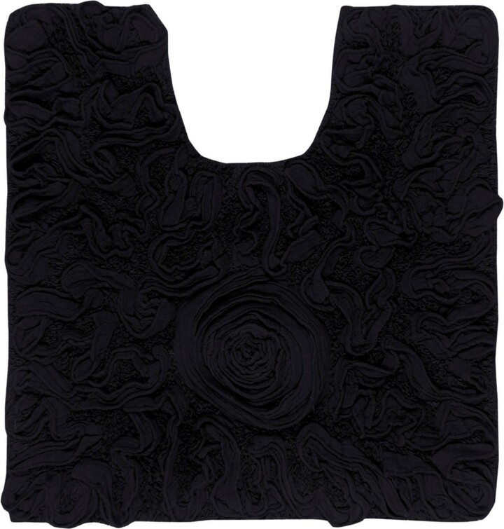 Home Weavers Bell Flower Bath Rug, 20" x 20"