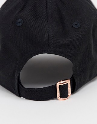 New Era 9Forty exclusive black cap with rose gold NY