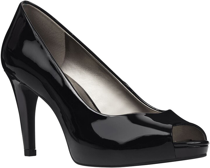 Bandolino peep toe pumps Clearance