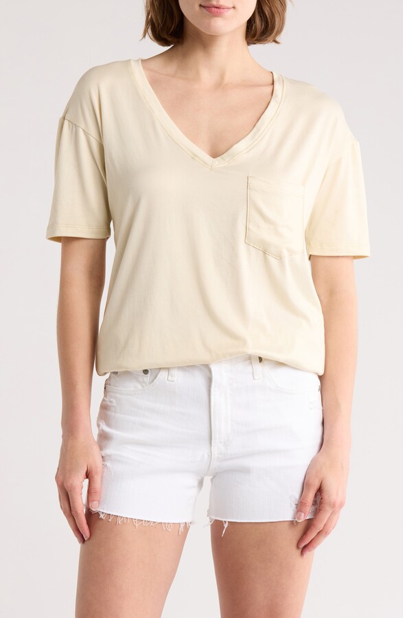 GO COUTURE V-Neck Pocket T-Shirt