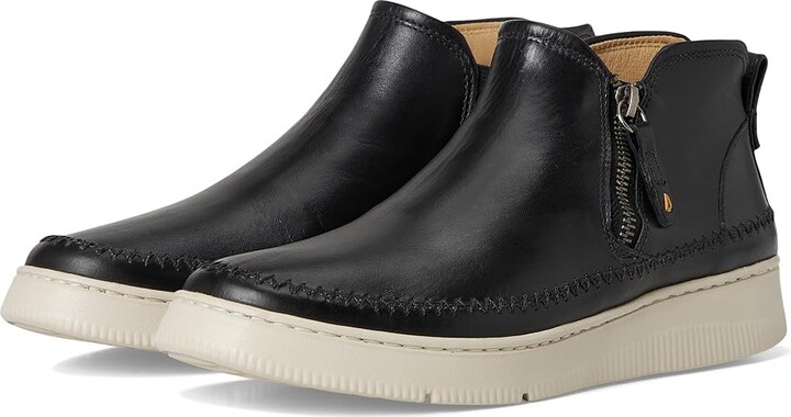 Samuel Hubbard Featherlight Laguna Zip Bootie Women's Shoes Black Leather 1 : 6 C - Wide