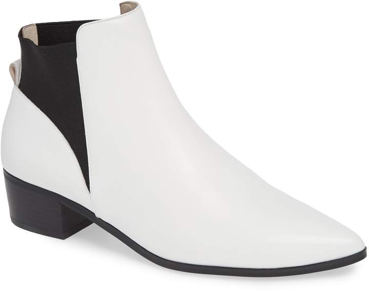 halogen skylar bootie