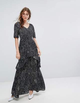 Lily & Lionel Tiered Maxi Dress In Celestial Print